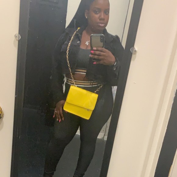 Meet your Posher, Daja - Picture 1 of 1